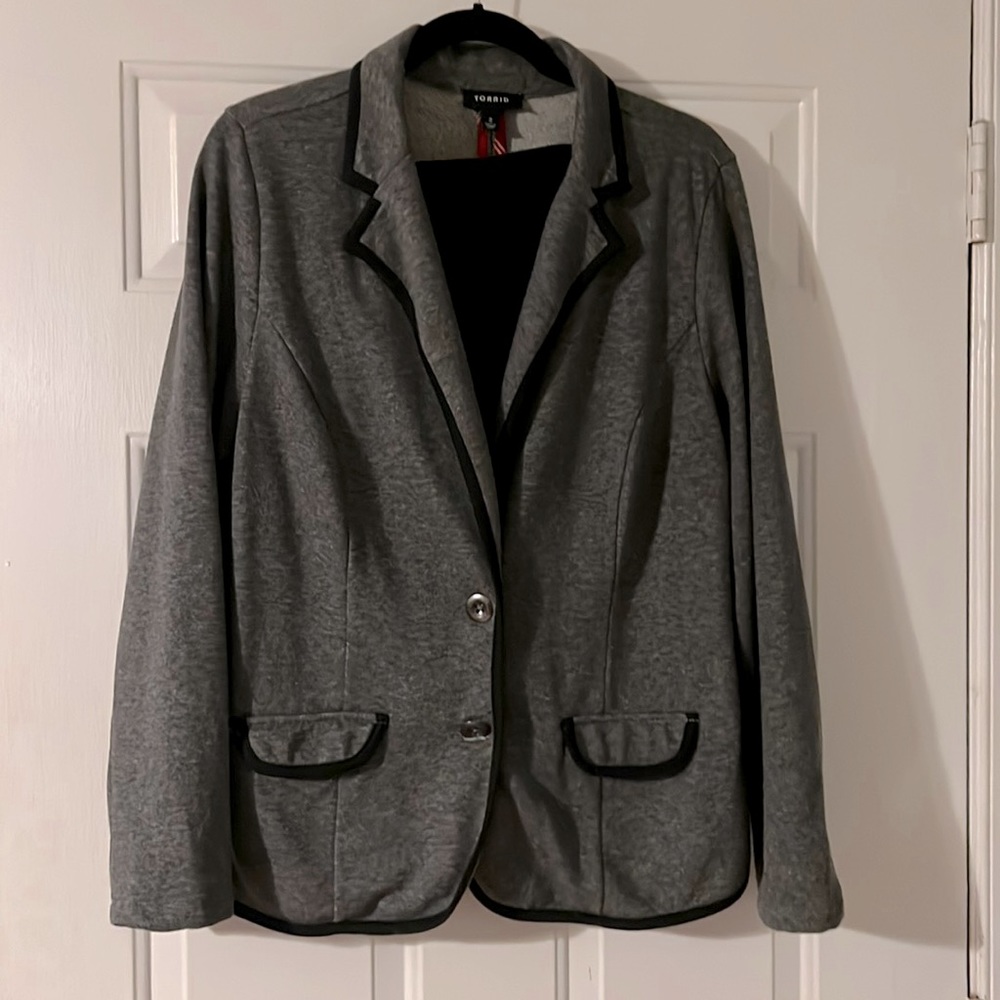 Torrid sz 2 grey blazer black trim